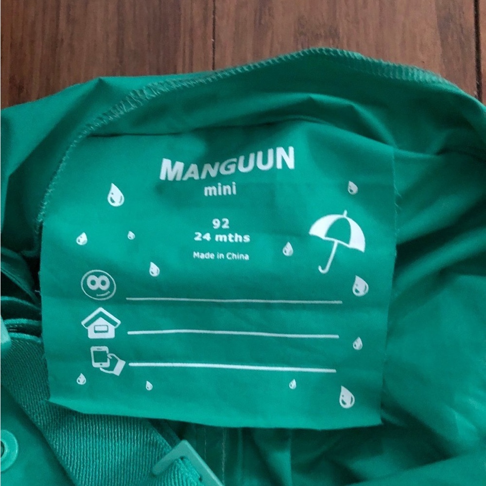 Manguun Rain bib suit green. 2T